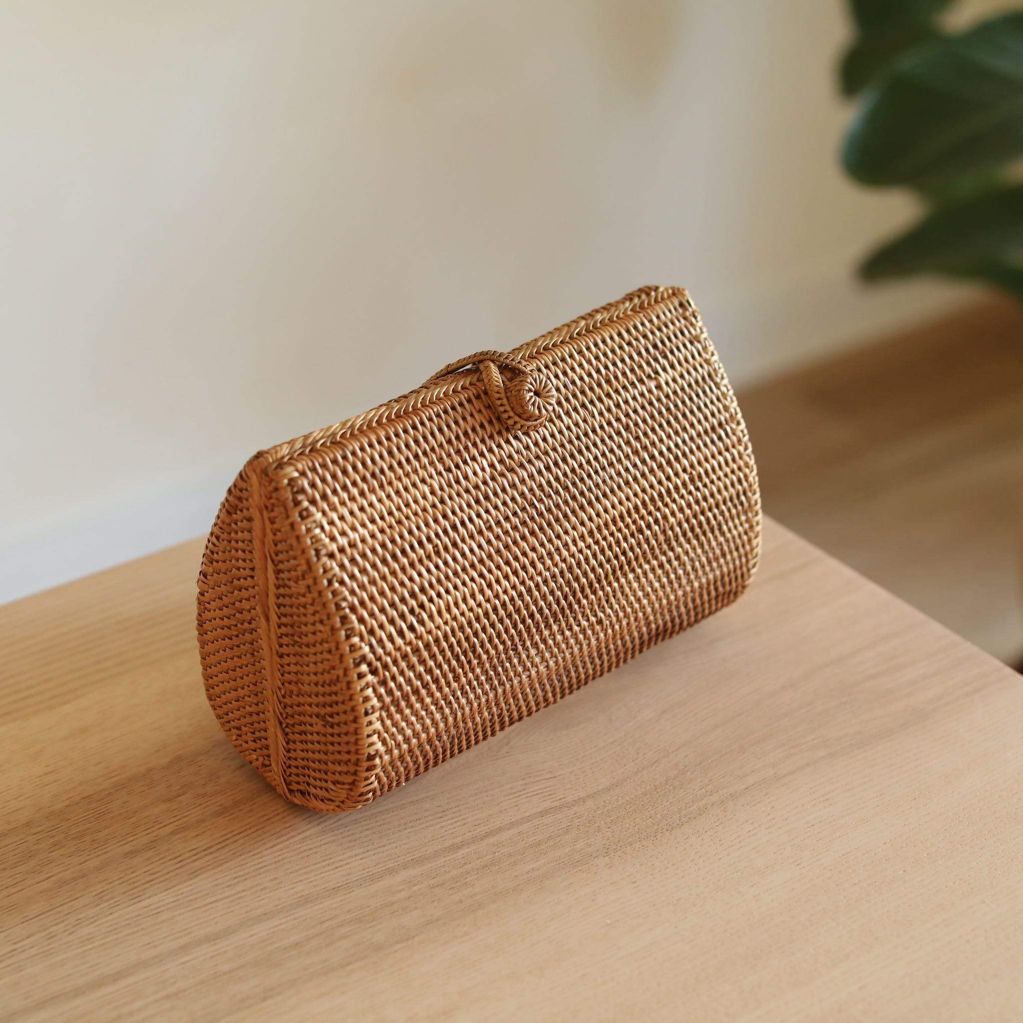 Bali Envelope Rattan Clutch Coquillor