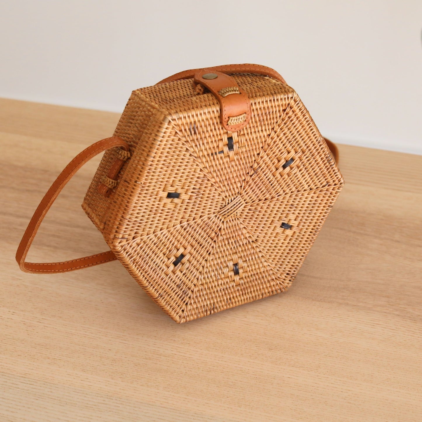 Bali Rattan Crossbody Bag - Hexagon