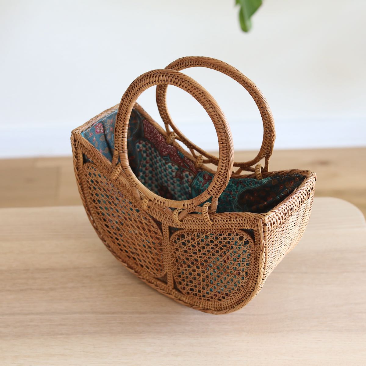 Bali Rattan Handbag - Tulip